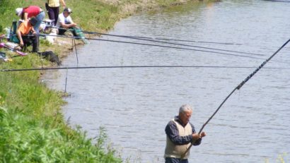 Fir întins pe toate apele! De miercuri, liber la pescuit