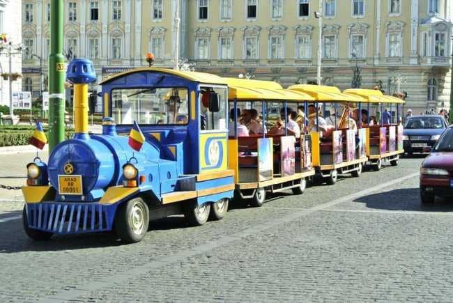 Trenulețul turistic are program special de Zilele Aradului