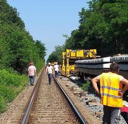 Licitaţia pentru modernizarea liniei de tren dintre Timişoara şi Arad a fost câştigată de o companie din Italia