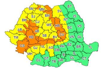 Cod portocaliu de averse torenţiale pentru Caraş-Severin şi pentru alte 14 judeţe