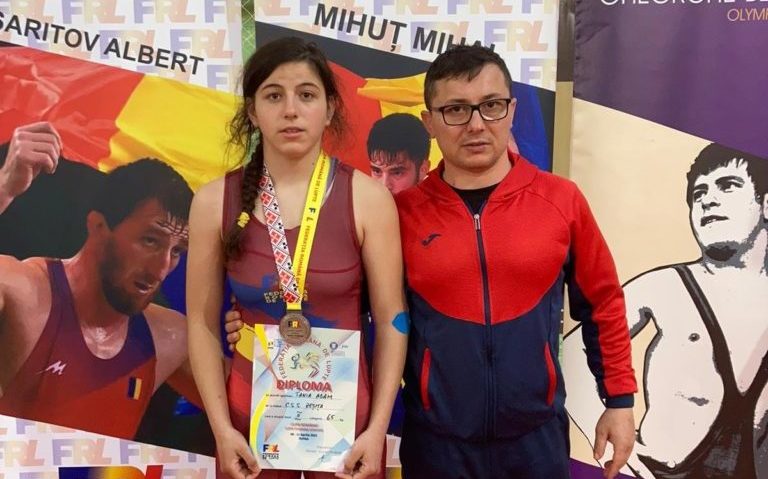 [AUDIO] Luptătoarea reşiţeană Tania Adam, pe podiumul turneului internaţional „Ion Corneanu & Ladislau Simon”!￼