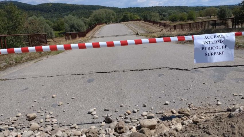 Probleme nerezolvate la podurile calamitate din Caraș-Severin