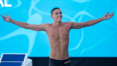 David Popovici, desemnat cel mai bun înotător al anului 2022 de site-ul Swimswam