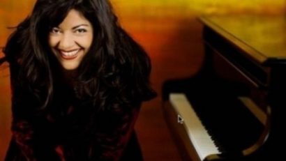 Pianista Mihaela Ursuleasa care, de un deceniu cântă doar la clapele negre… ar fi împlinit 44 de ani