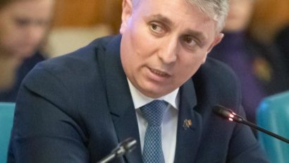 Camera Deputaţilor dezbate luni moţiunea simplă împotriva ministrului de Interne