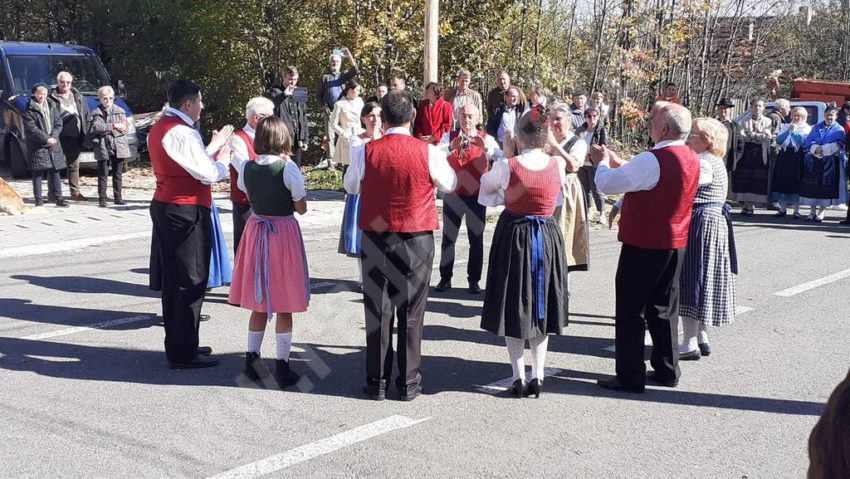 [FOTO-AUDIO] Pemii din Gărâna şi-au sărbătorit tradiţional Kirwai-ul