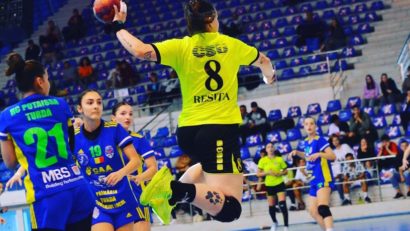 [AUDIO] Handbal feminin, divizia A: Universitatea Reşiţa, spectacol şi victorie contra fetelor din Turda