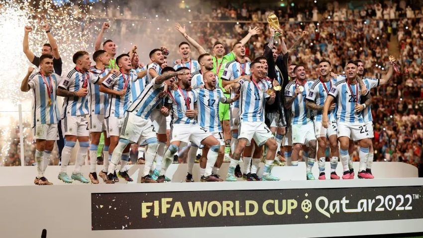 Argentina e noua regină a fotbalului mondial! Spectacol total în finala contra Franţei