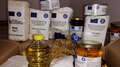 Peste 12.000 de pachete cu alimente ajung la persoanele defavorizate din Caraș Severin