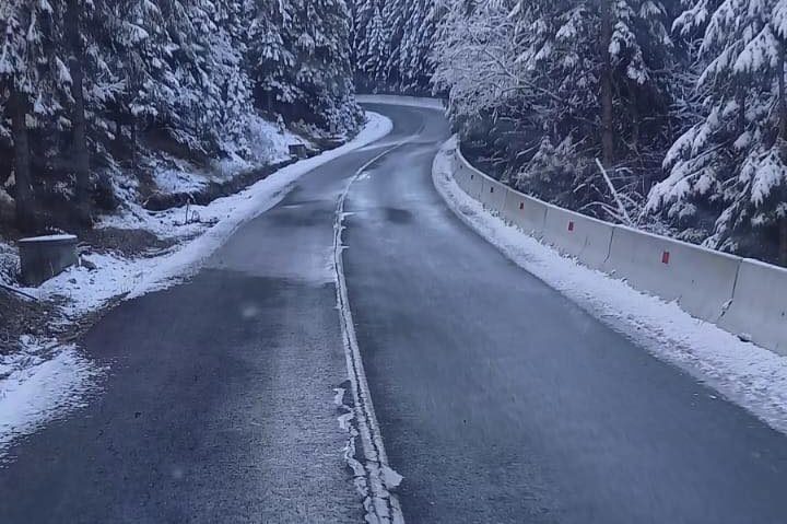 [AUDIO] Adaptați viteza la condițiile meteo!