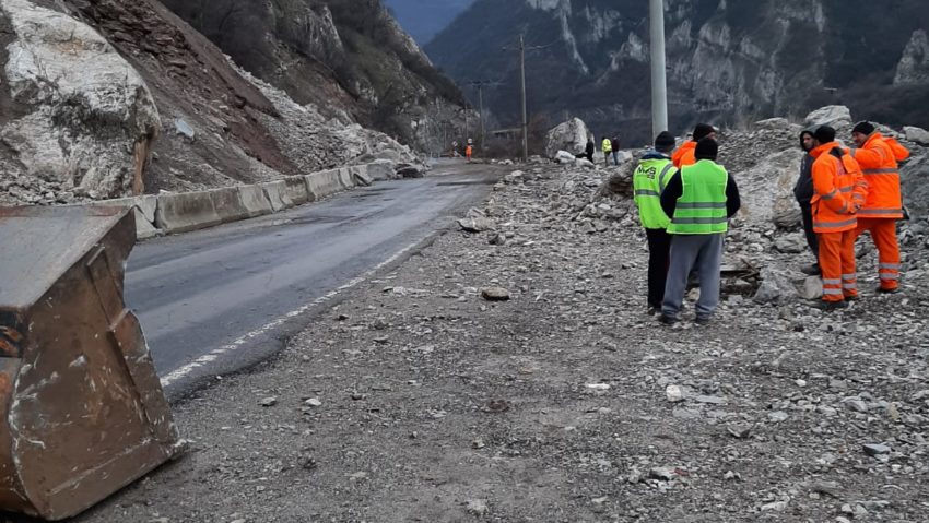 [AUDIO] Circulația este închisă și joi în Clisura Dunării