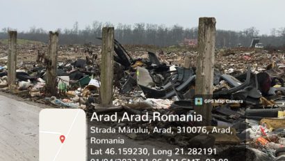 Aproximativ 50 de tone de gunoaie, descoperite de Garda de Mediu pe un teren al Primăriei Arad