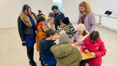 [AUDIO-FOTO] Atelier de mărţişoare la Muzeul Banatului Montan din Reşiţa