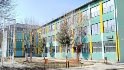 [FOTO-AUDIO]Lucrările de reabilitare la clădirea principală a Colegiului Tehnic din Reşiţa au fost finalizate