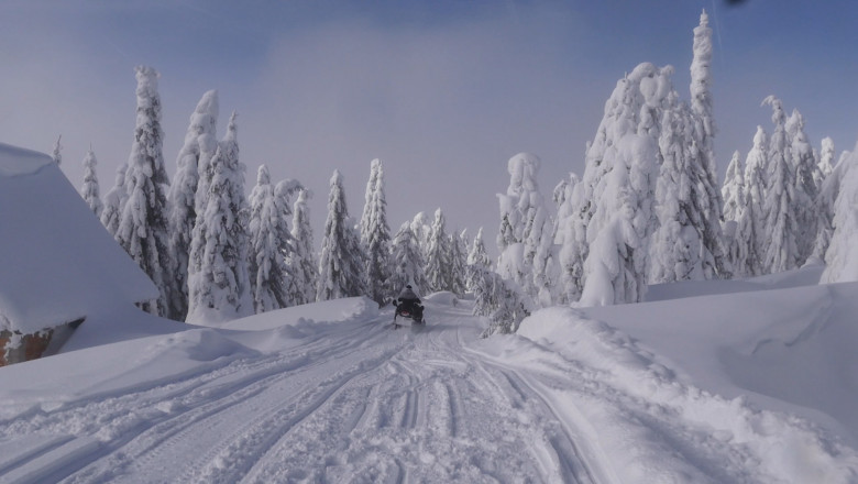 [AUDIO] Februarie a readus iarna în staţiunile montane din Caraş-Severin