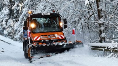 [AUDIO] Caraş-Severin: Viscol cu transport de zăpadă în zona de munte, dar niciun drum NU este închis traficului rutier