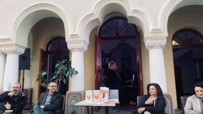 Poezia şi poeţii au fost sărbătoriţi la Teatrul de Vest din Reşiţa