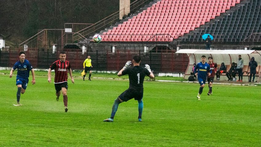 [AUDIO] CSM Reşiţa, start cu dreptul în playoff! Rossonerii au mai învins o dată Crişul