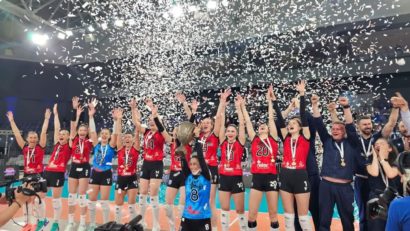 Volei feminin: CSM Lugoj a câştigat în premieră Cupa României