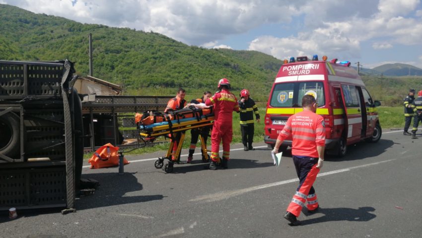 Caraş-Severin: Victimele accidentului cu cinci autovehicule, de pe DN6, sunt cetăţeni bulgari