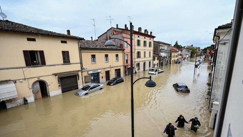 Imaginile dezastrului provocat de inundații în Italia. „Evenimente catastrofale care probabil nu au mai fost văzute până acum”