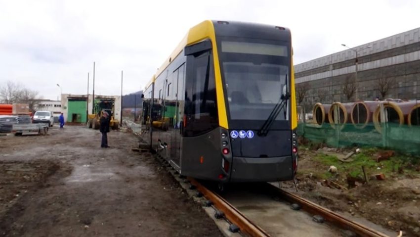 Tramvaiele turceşti fac faţă cu brio condiţiilor meteorologice din Reşiţa