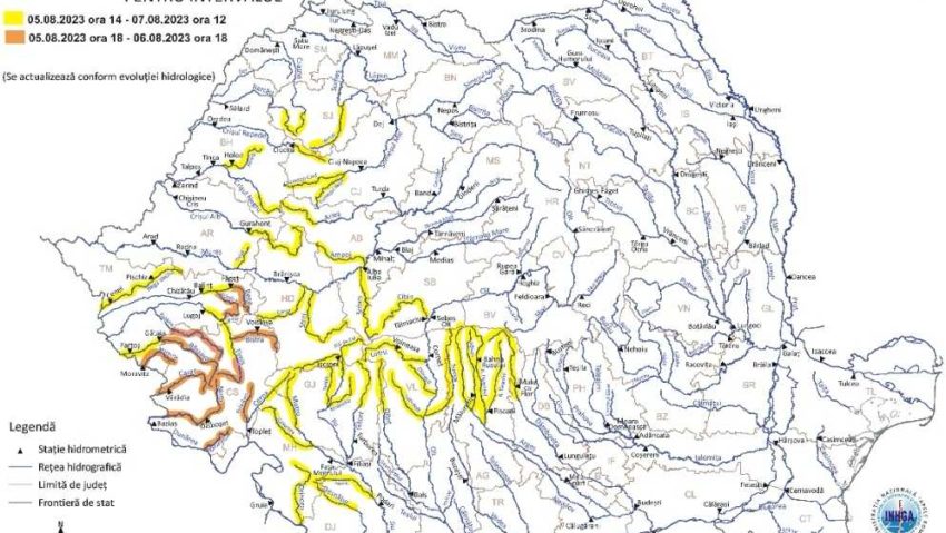 Cod portocaliu de inundaţii şi cod galben de viituri pe mai multe râuri din Banat