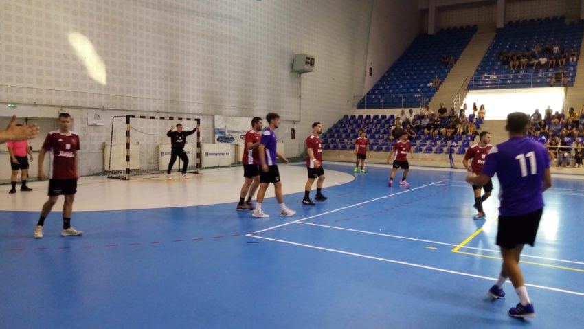 Handbal masculin: CSM Reşiţa, start cu dreptul în amicale