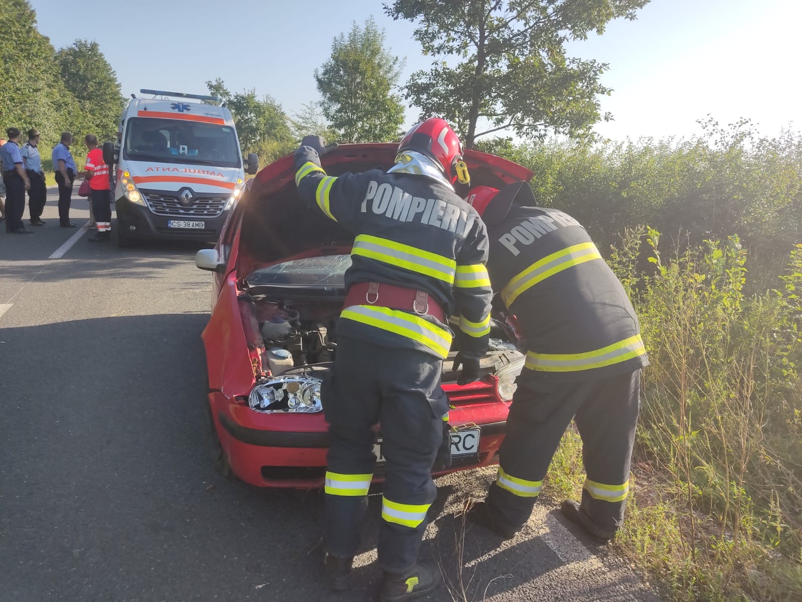 Două accidente rutiere produse într-un interval scurt, în Caraș-Severin