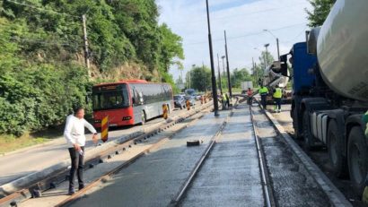 Reşiţa nu scapă de restricţii nici după finalizarea lucrărilor la linia de tramvai