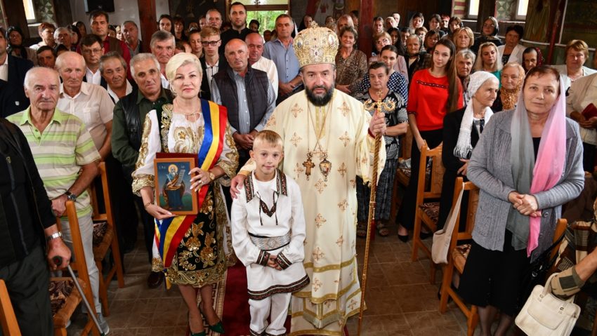 Biserica „Adormirea Maicii Domnului” din Scăiuș, a fost (re)sfinţită de Episcopul Caransebeşului