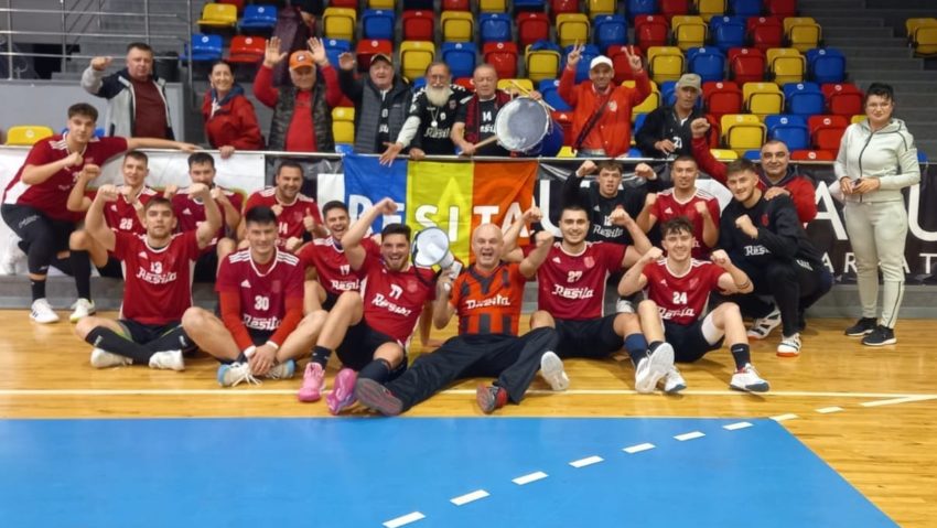 Restart cu victorie pentru handbaliştii rossoneri! CSM Reşiţa a câştigat la Târgu Jiu