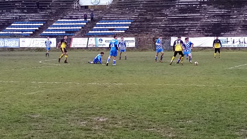 Final de tur în Liga a IV-a de fotbal: Mundo Reşiţa şi ACS Slatina Timiş au făcut spectacol pe arena Gloria