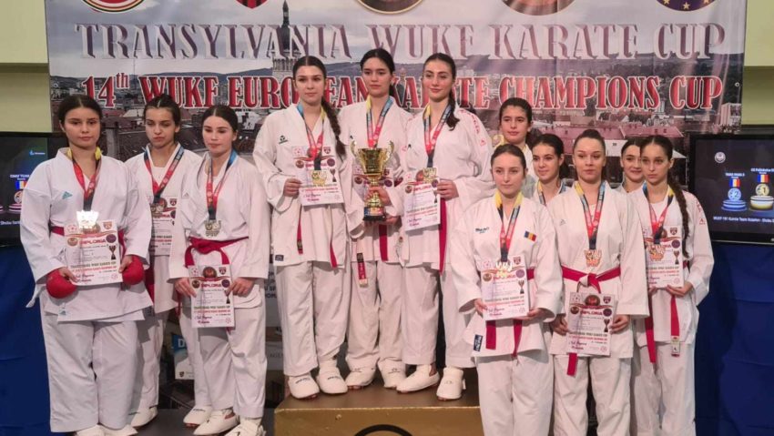 Tinerii karateka de la CSM Reşiţa s-au întors cu două medalii de la Cupa Campionilor Europeni WUKF