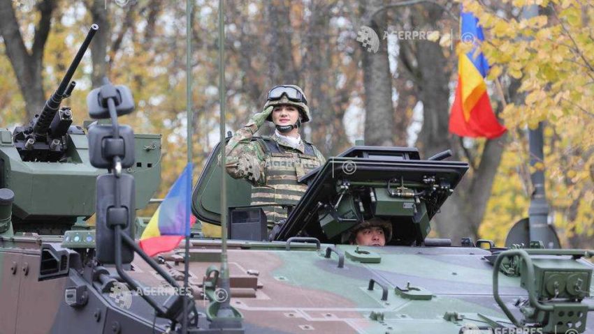 Peste 2.400 de militari, la parada militară de Ziua Naţională la Bucureşti