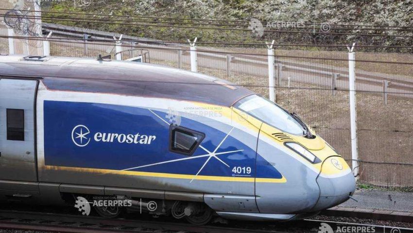 Cel puţin 14 trenuri Eurostar au fost anulate din cauza închiderii unei linii lângă Londra