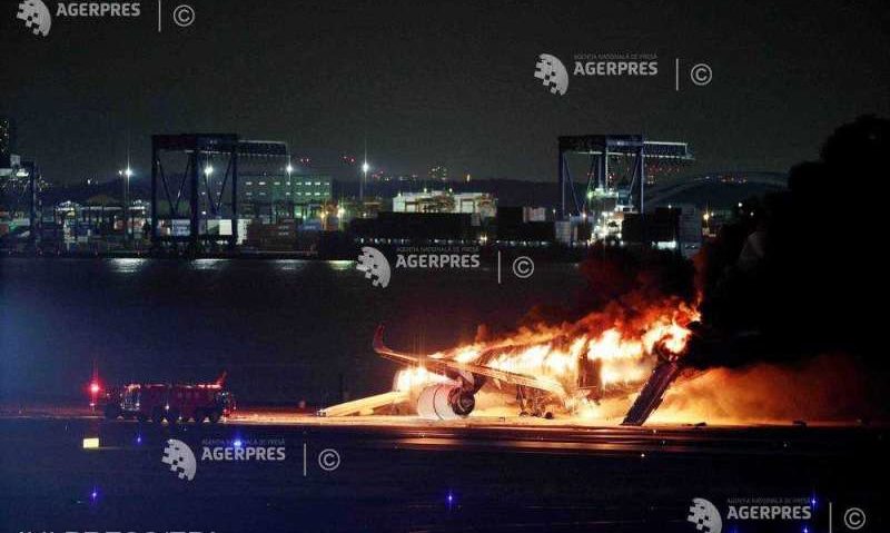 Japonia: Cinci morţi în coliziunea a două avioane pe Aeroportul Haneda din Tokyo