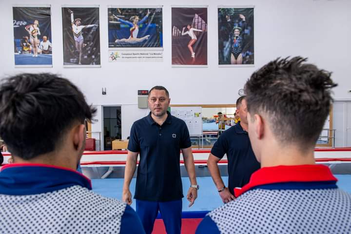 Lotul național de gimnastică juniori al României pregătește la Reșița participarea la Campionatele Europene