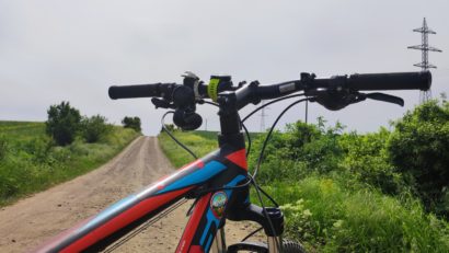 În parohia Ciacova, Calea Sfintei Cruci se parcurge pe bicicletă