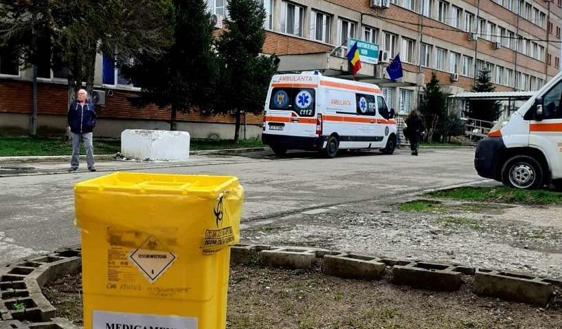 Spitalul Judeţean Reşiţa a reciclat peste 20 de kg de medicamente expirate de la populaţie. În celelalte spitale din Banat procedura bate pasul pe loc