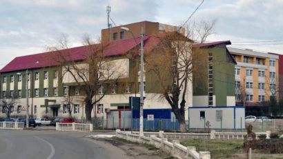 Spitalul Orăşenesc Moldova Nouă pune la dispoziţia cetăţenilor 4 containere pentru medicamentele expirate