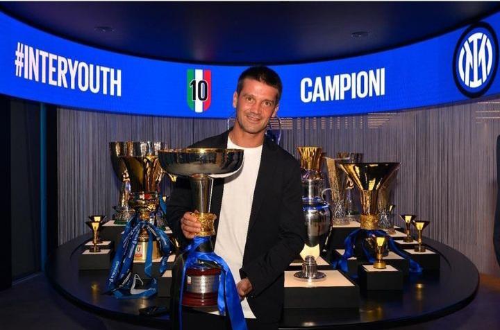 Cristian Chivu nu va mai antrena la Inter Milano