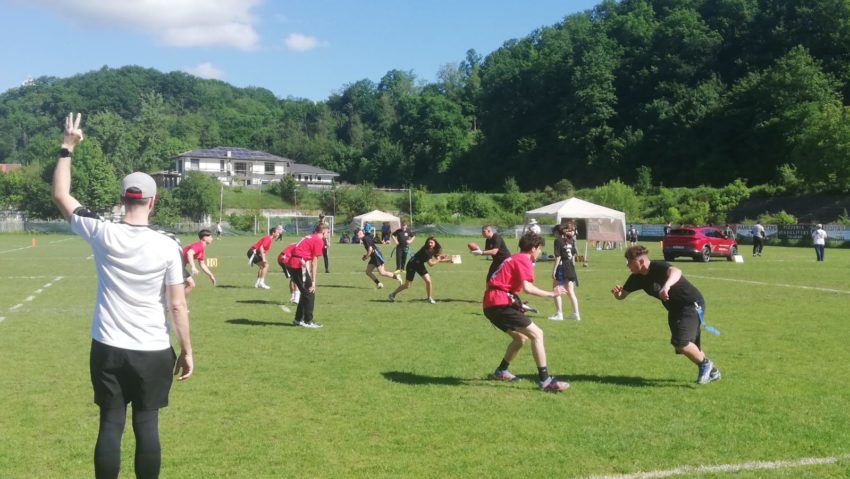 Sport, competiție, distracție! Turneul de Flag Football de la Reșița a fost un succes