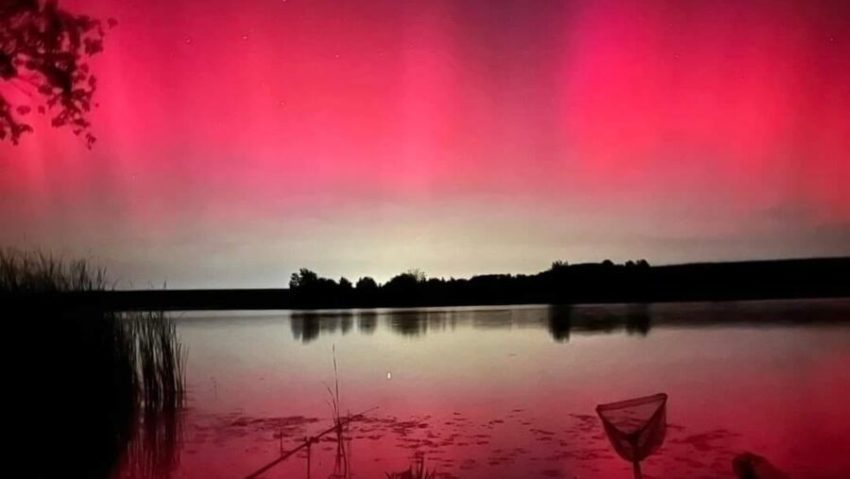 FOTO Aurora boreală a fost vizibilă în România la o intensitate care nu a mai fost observată de sute de ani, spun astronomii