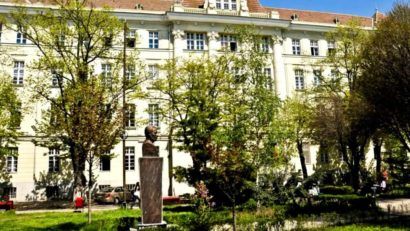 Foarte mulţi străini urmează cursurile de Medicină în România dar nu rămân în ţară şi pentru Rezidenţiat
