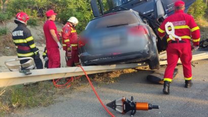 Drumul European 70 blocat temporar din cauza unui accident mortal în Mehedinţi