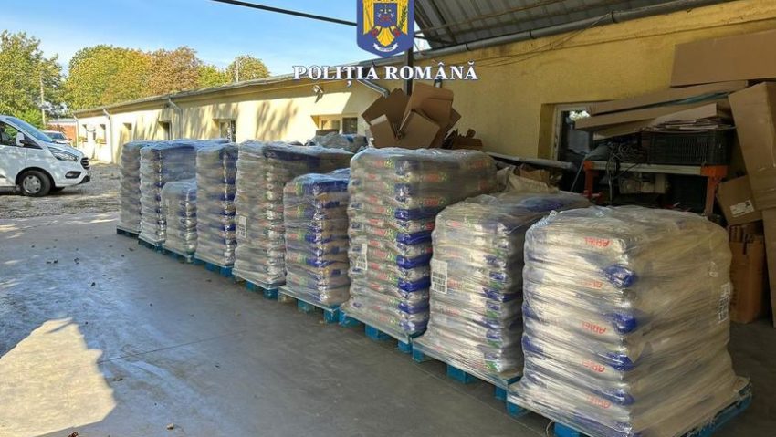 Arad: Peste 10 tone de detergent contrafăcut, scos de la vânzare de poliţişti