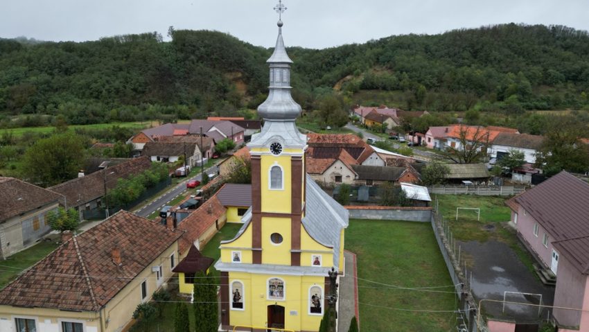 Biserica Parohiei Var a sărbătorit 200 de ani de existență