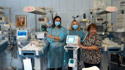 Salvați Copiii România a achiziţionat un ventilator și două pulsoximetre pentru secţia de Neonatologie de la Spitalul Municipal din Timișoara