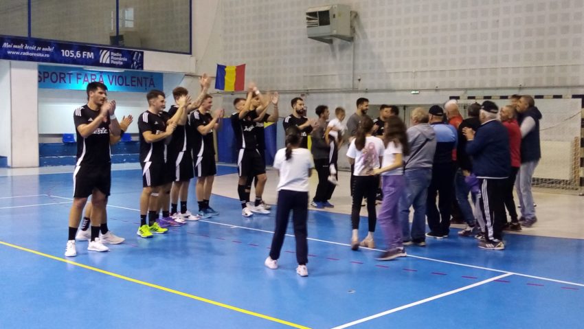 Handbal, Divizia A: CSM Reșița a învins liderul din Oradea!